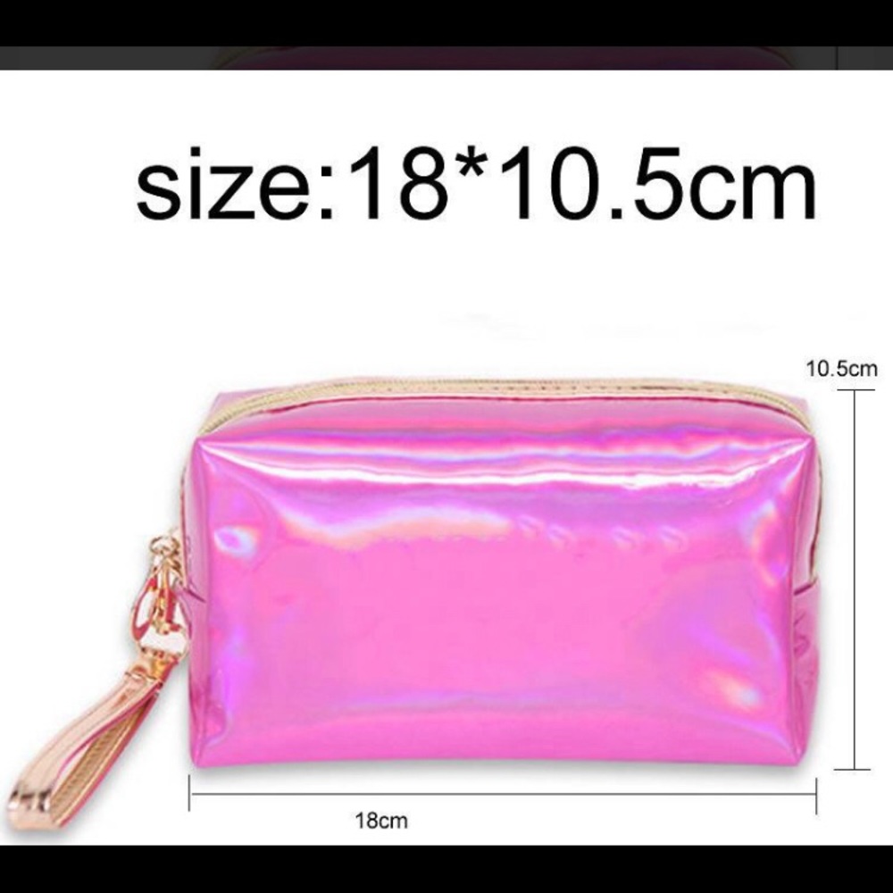 Fuchsia Cosmetic bag 😻😻😻😻😻😻